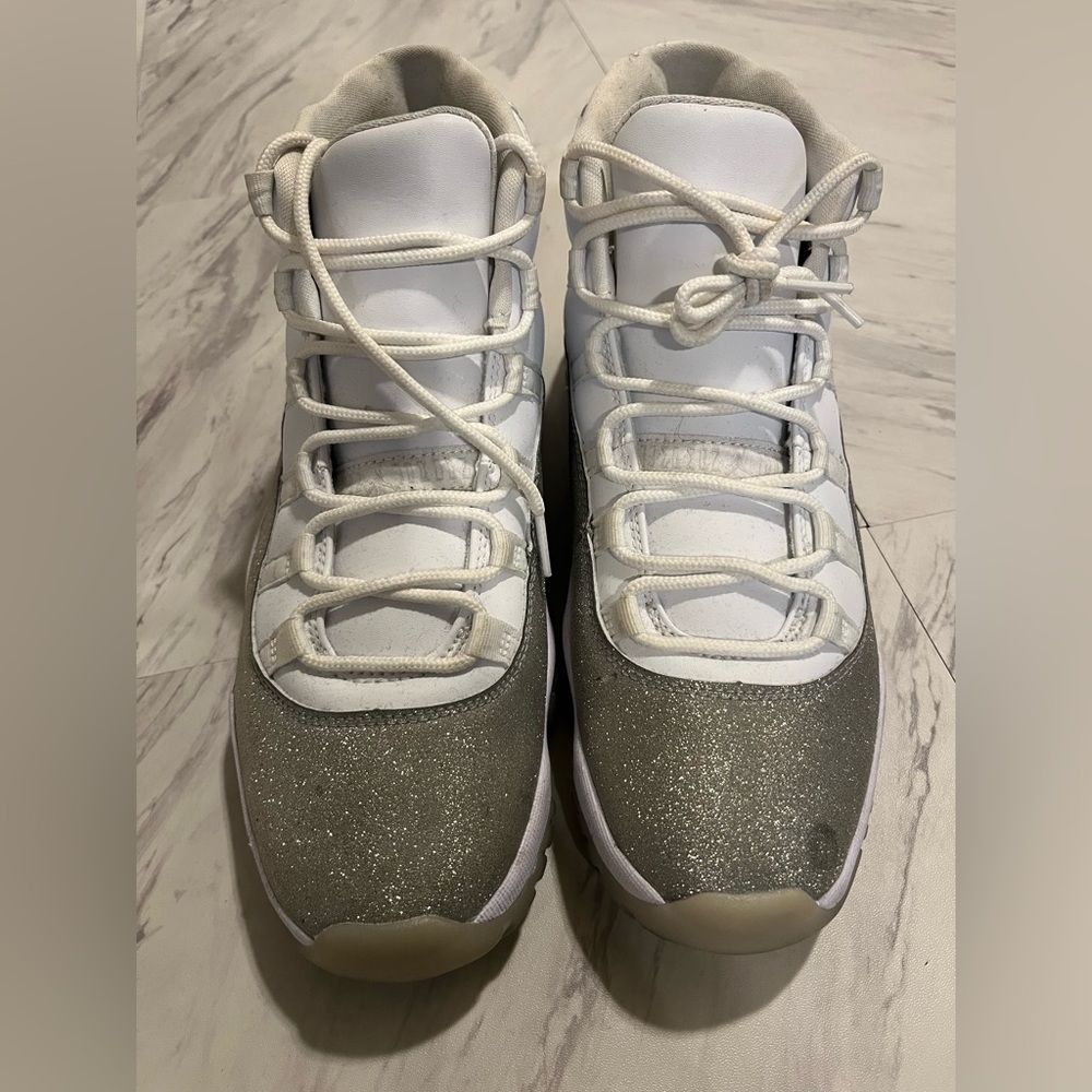 Air Jordan 11 high Vast Grey/ Metallic Silver